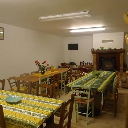 Casa de Férias Chez Papy Ferme Restauree Richerenches